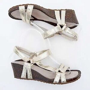 TEVA Ventura Leather Cork Wedge 2 Rialto Sandals Metallic